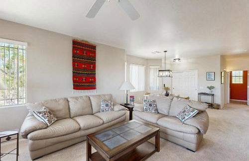 Bright 2nd floor Condo w mountain & valley views, shared pool hot tub gym - Foto 2