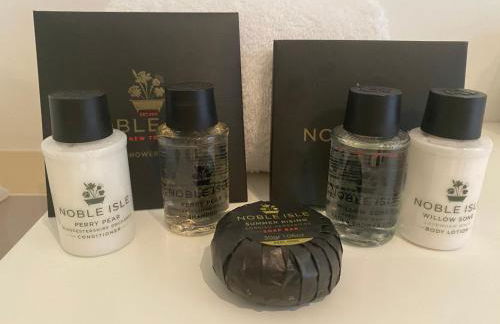 The Farmyard Adults Only - Foto 15