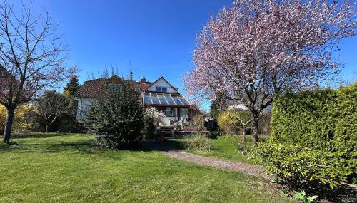 Haus Ostseesprung - Fewo Victoria im Souterrain mit Terrasse und gem Garten - Foto 2, Garden
