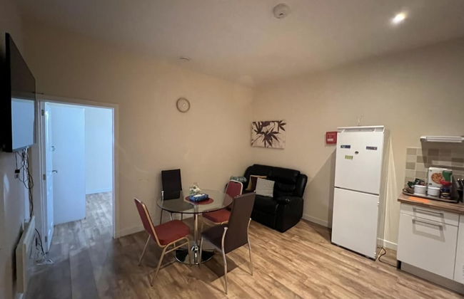 Charming 2-bedrooms City Centre Apartment-no Party - Foto 21