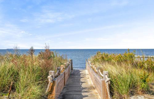 The Blue Pearl - Luxurious beachfront living with community pool! - Foto 77