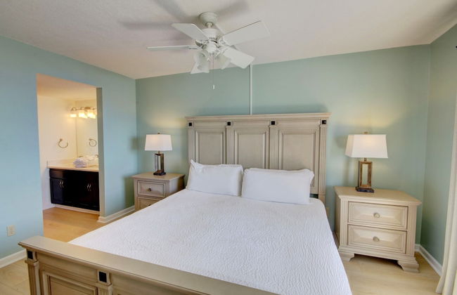 447 El Matador 2 Bedroom Condo by RedAwning - Photo 2