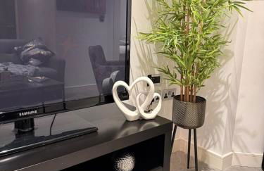 Cozy Luxury Apartment In The Heart Of Slough -The Bethel Suite - Foto 10