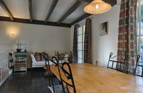 Gite Le Petit Wren - avec piscine et vue - Foto 8