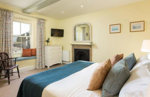 Hollins Farmhouse - Photo 20