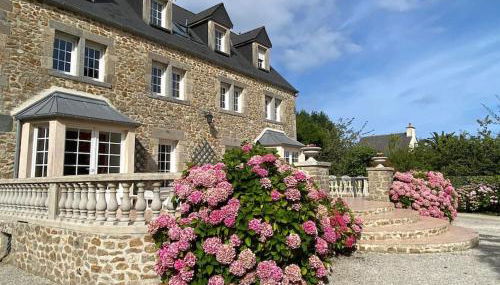 Villa Champfleury, à 50 m de la plage! - Foto 5, Garden, Garden view