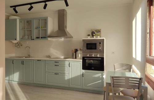 Acogedor apartamento junto a la Plaza - Photo 8