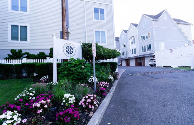 Yachtsman's Cove with 3-Levels - Foto 79