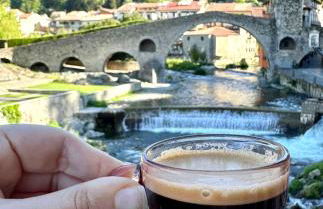 Apartamento colgante al río con vistas al puente - Photo 13