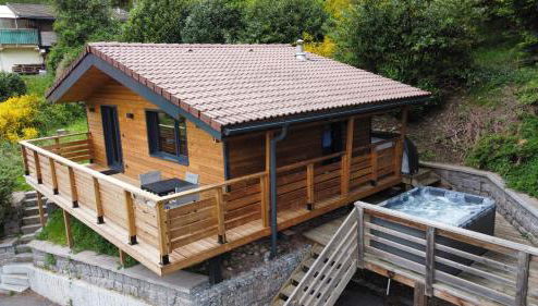 Chalet du Faubourg & Jacuzzi, proximité Gerardmer & La Bresse - Foto 1