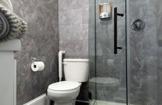 Main Street Living! 2 Bedroom Unit right On Main! - Foto 6