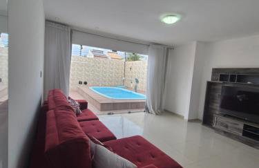 Casa com piscina - Foto 1