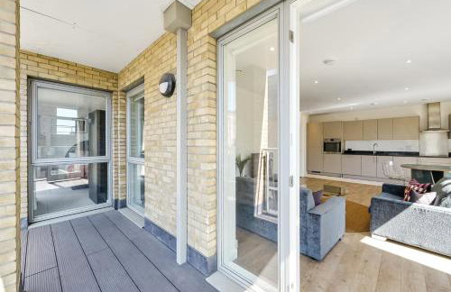 Canary Haven Elegant 3-Bedroom Apartment - Foto 13
