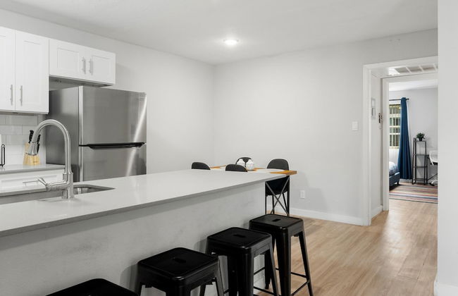 Stylish 2BR Near UT Hyde Park Evonify - Foto 30