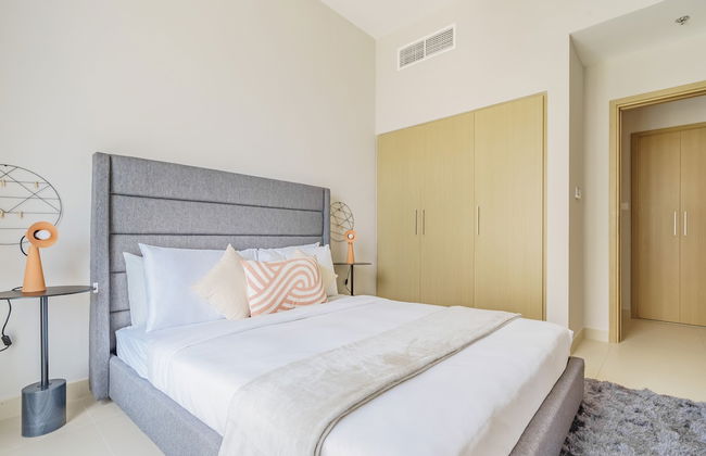 Fancy Apartment With Mesmerizing Canal Views - Photo 7