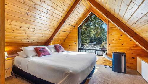 NEW: Steps from White River near Mount Rainier National Park - Foto 3