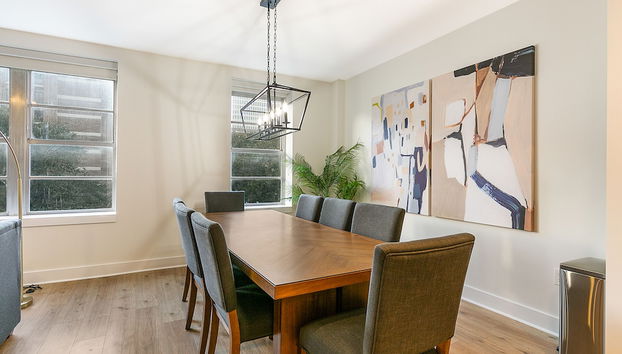 Spacious 4-Bed Condo steps from French Quarter - Foto 3, Servicio de comidas en la habitación