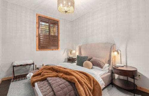 Wow Views! Hot Tub, Sauna, 85 inch TV, Pool Table - Foto 15