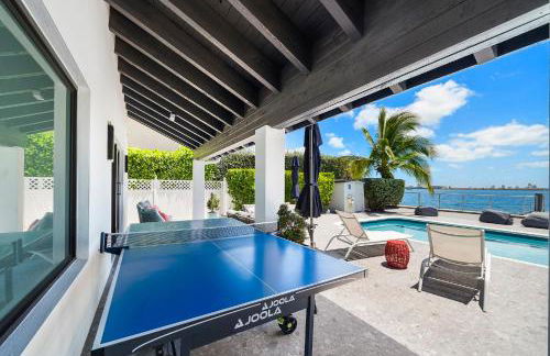 Best Bayfront View Villa with Heated Pool - Foto 56