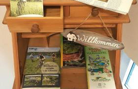 Daun Under - Photo 9