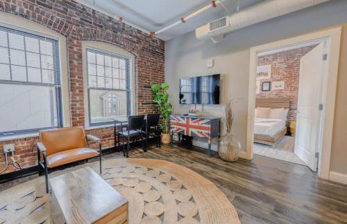 Pet Friendly 3 Bed 2 Bath steps to Beacon Hill - Foto 3