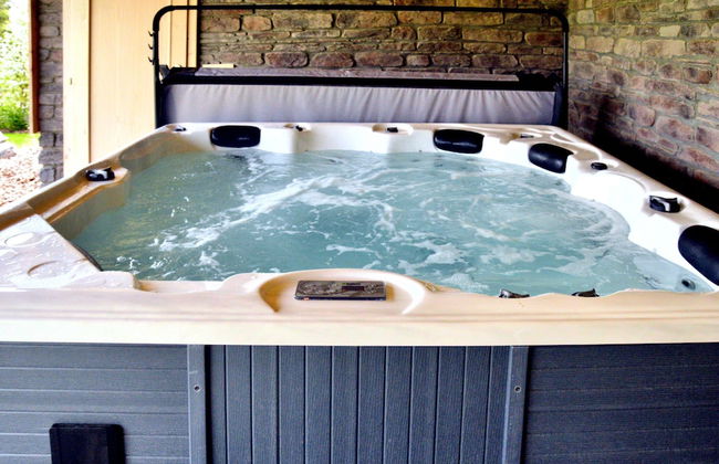 Luxurious Villa with Sauna, Hot Tub, Recreation Room, Large Enclosed Garden - Foto 45