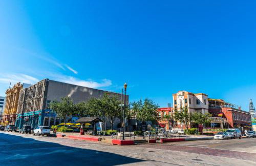 The Old Flamingo Vibrant Bungalow just 2 mins from the beach - Foto 54