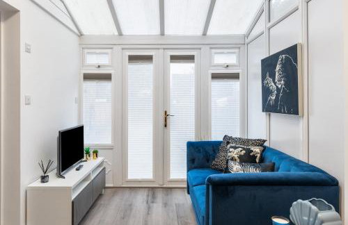 Modern 2 Bedroom APT 3 min walk to Tube station - Foto 8