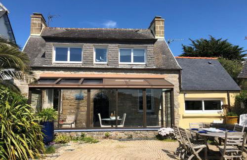 Holiday Home in Terenez by the Lively Port - Foto 1