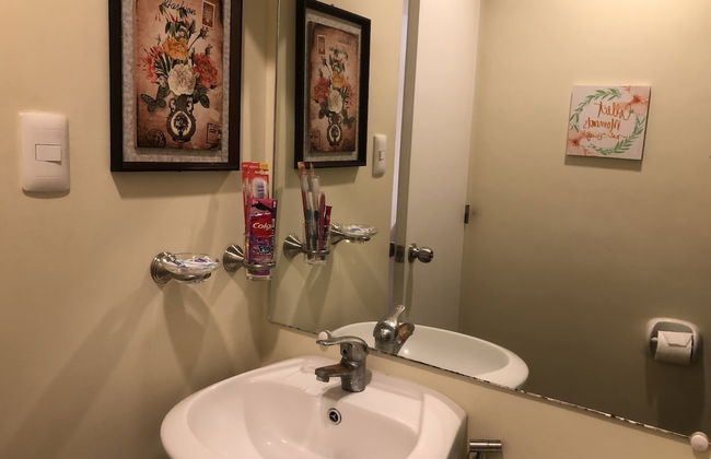 I.T PARK CEBU TWIN BED DELUXE FREE FAST WIFI & POOL - Foto 15