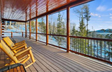 3BR+Loft Modern Mountain Retreat w Hot Tub - Foto 18