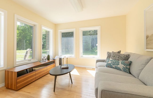 LUXURIOUS 5-Br Acreage | Year-Round Heated Pool & HotTub | Mtn View | Pool Table - Foto 14