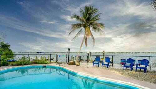 Waterfront "Paradise Bay" Wows Guests! Pool & Bay - Foto 1
