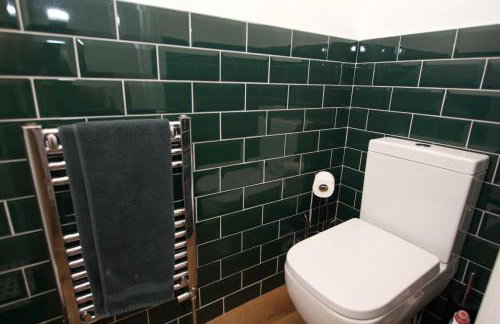 Beautiful large 3-bed coastal flat with parking. - Foto 24