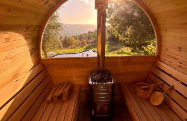 Monkey Tiny Barnhouse with amazing views at ZevariClub! - Foto 40