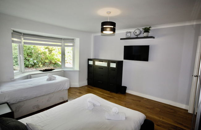 Four Corners Holiday Home with Hot Tub & Sauna - Foto 10