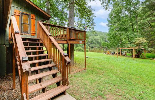 Deck and Game Room! Lakefront Blue Ridge Mtn Gem - Foto 27