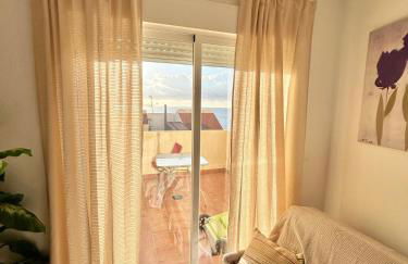 Terrace with Stunning View 5 Min to Beach - Foto 17