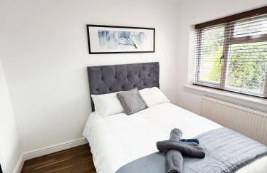 Bassetts House - Spacious! - Sleeps 7 - Close to PRUH Hospital - Free Parking - Photo 14