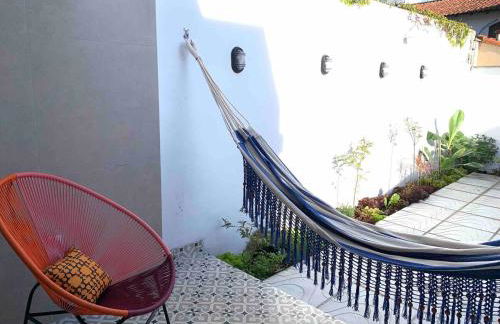 Casa linda, ótima localização, 2 vagas de garagem - Foto 29