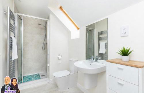 Kirkstall by Alt-Stay Contractor Accommodation - 4 Bed Contractor Home With Parking, Wi-Fi & Full Kitchen - Ideal For Long stays - Foto 15