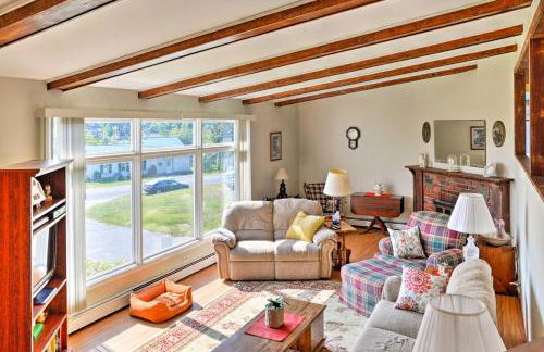 Mayfield Home with Private Dock on Lake Sacandaga! - Foto 5