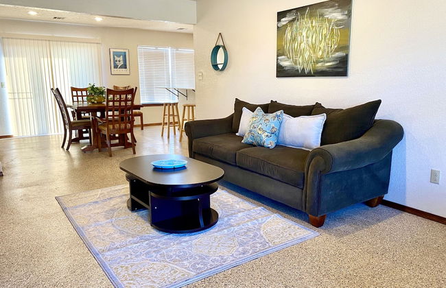 Garage Studio near OUSHC Hospital - Photo 26