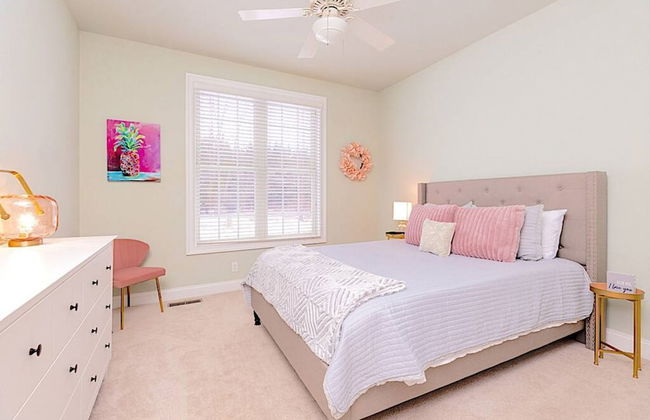 Stoney Creek Cottage Wintergreen w EV Charger - Foto 25