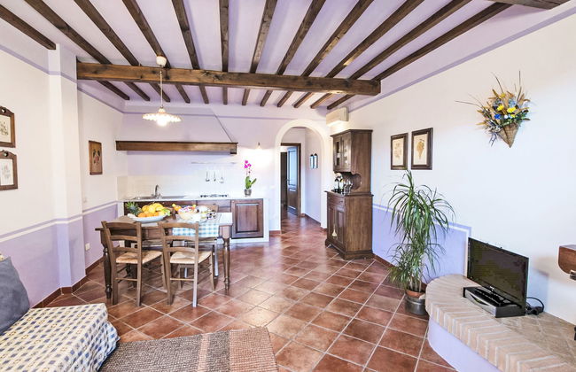 1 bedroom Apartment in San Gimignano with swimming pool and garden - Photo 4