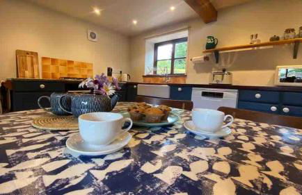 Gorgeous converted barn perfect for families - Foto 12