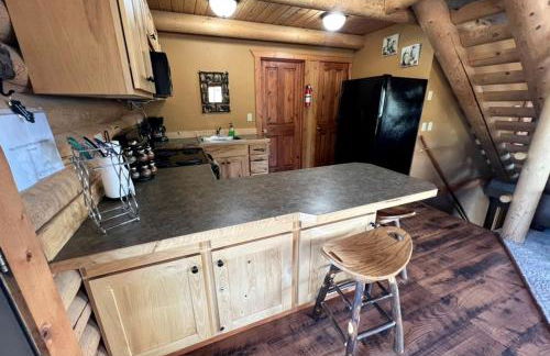 Secluded Montana Cabin with Stunning Madison River Valley Views, Near Ennis, MT - Foto 2