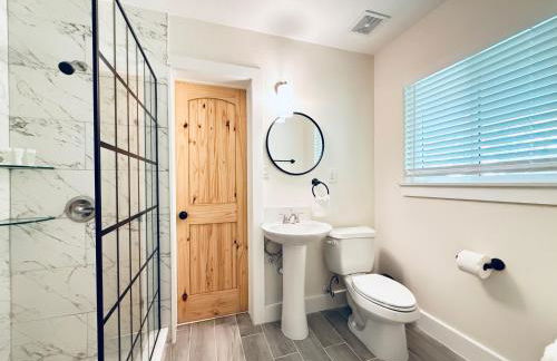 Waterfront Vacation Retreat with Gazebo Fishing - Foto 6