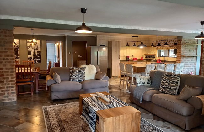 Hornbill Family Suites - Photo 1