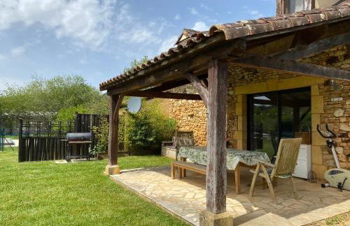 Peaceful, comfortable retreat with pool - Foto 7